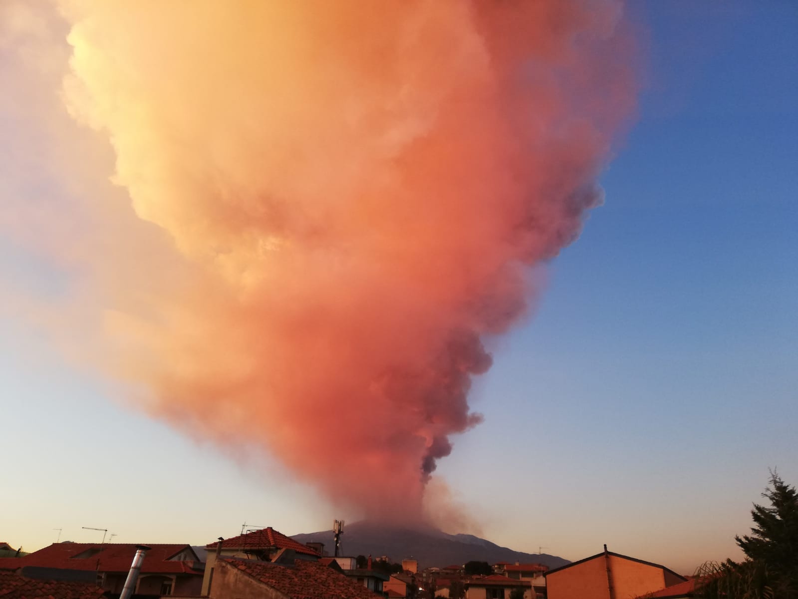 Etna 16 febbraio 2021 04