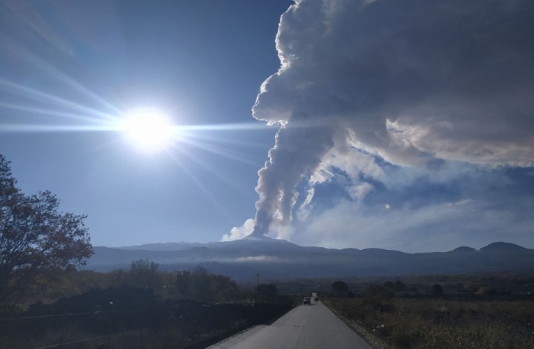 Etna, 24-27 dicembre 2025: il grande ritorno del Cratere di Nord-Est
